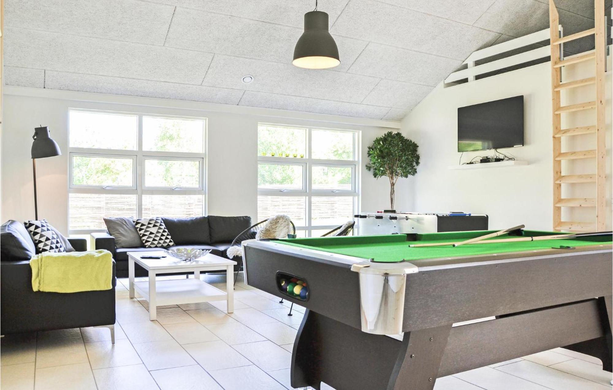 Stunning Home In Gilleleje With Sauna Bagian luar foto